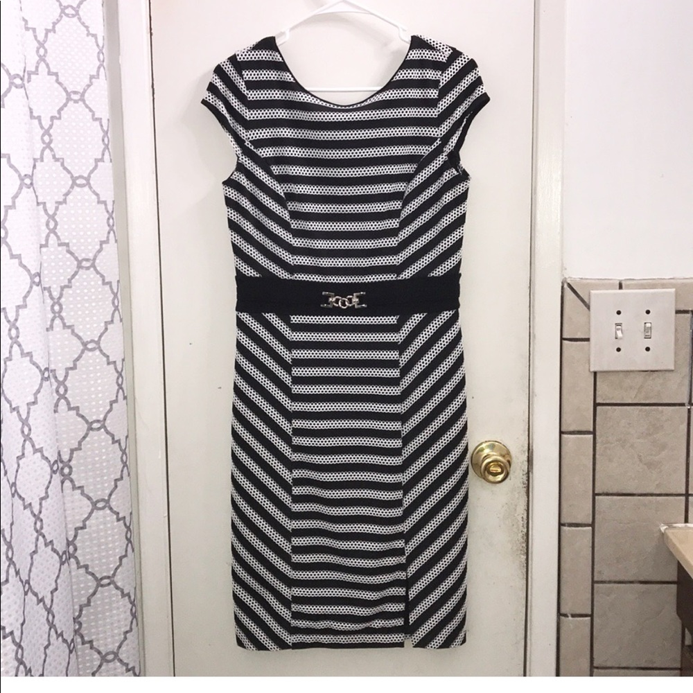 WHITE HOUSE BLACK MARKET dress